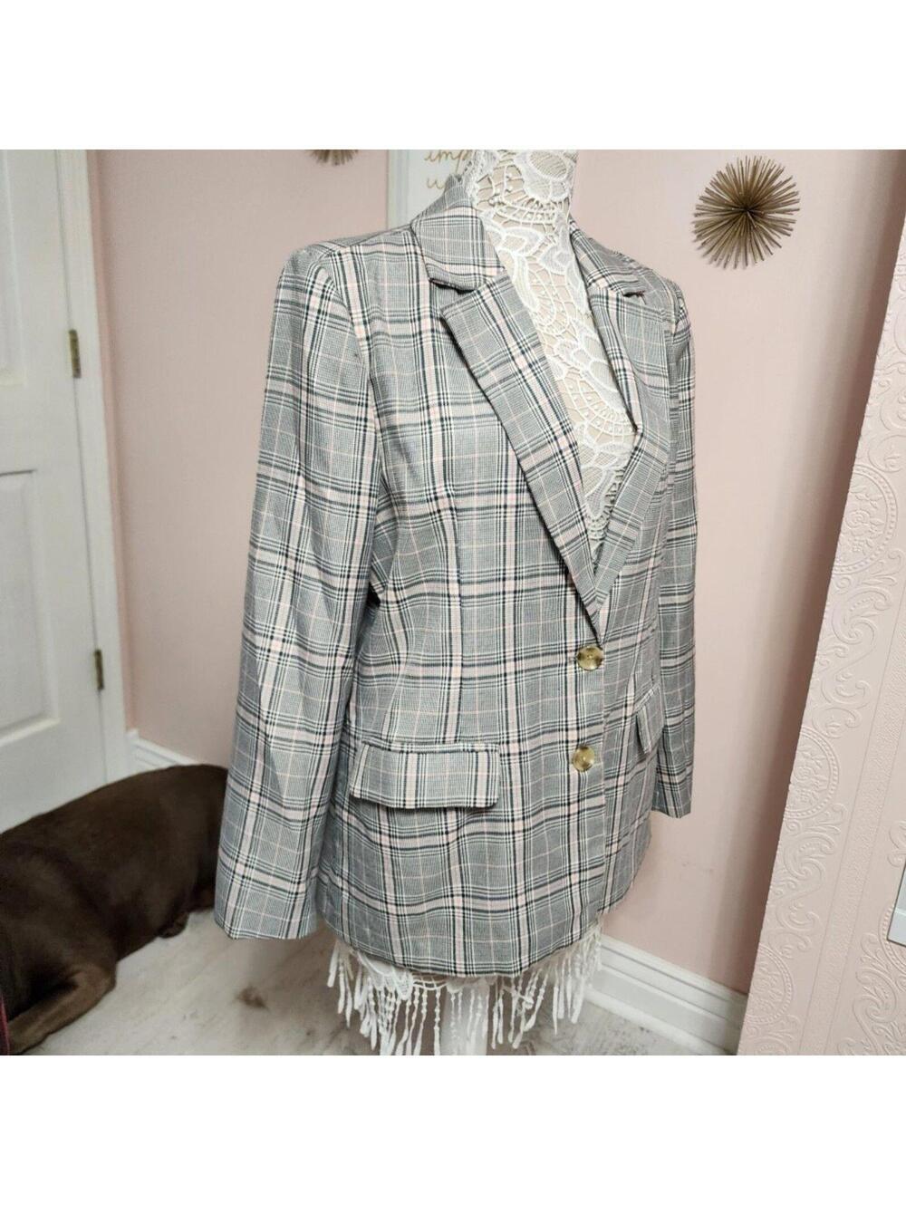 NWT steve madden gray with peachy pink plaid blazer Xl Long light weight